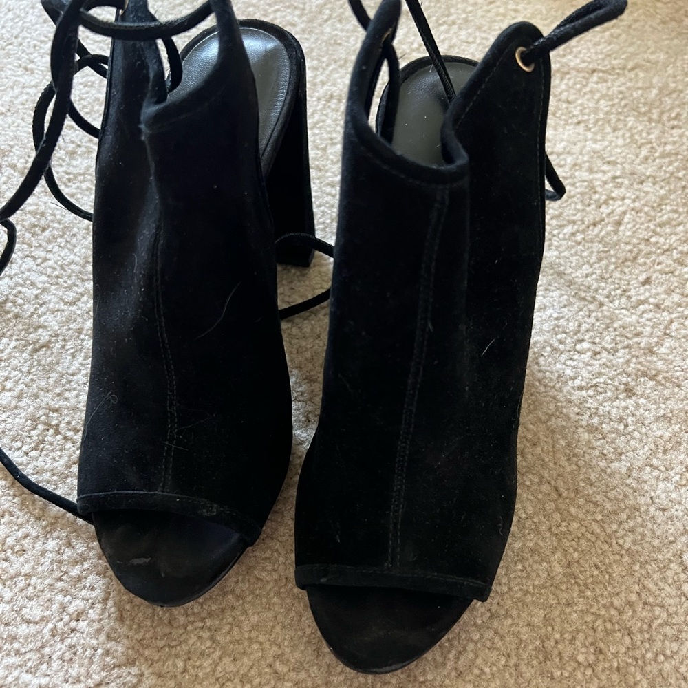 Kenneth cole sandals size 7